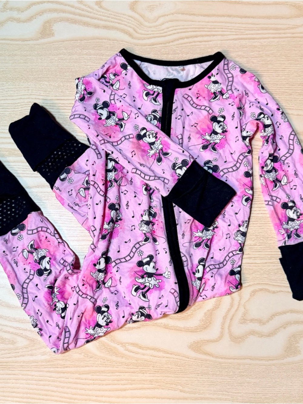 “Minnie Mouse” Bamboo Zippy (6-12)